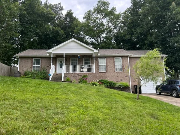 $355,000 | 225 High Chaperal Drive, Goodlettsville, TN 37072