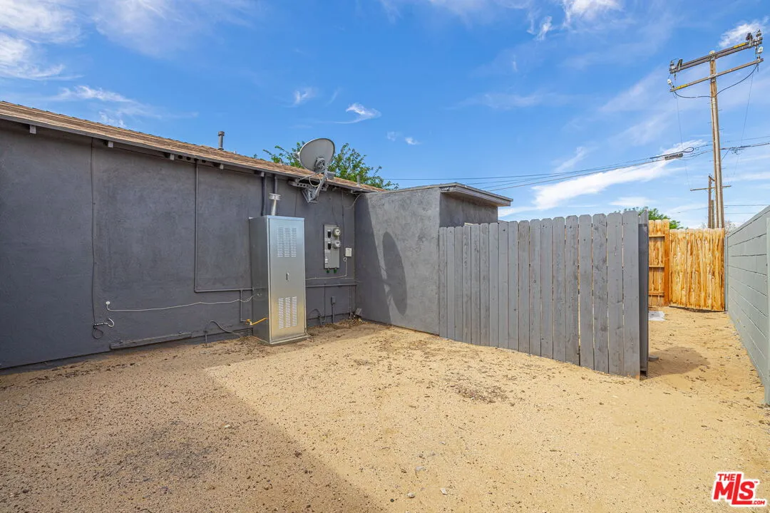 $475,000 | 43033 39th Street West, Lancaster, CA 93536