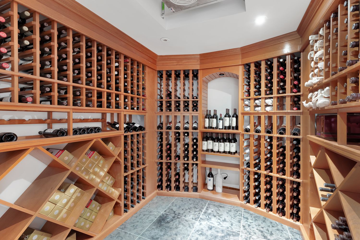 42 West 71st Street Manhattan, NY 10023 - Photo 29 of 35 front view of a large building