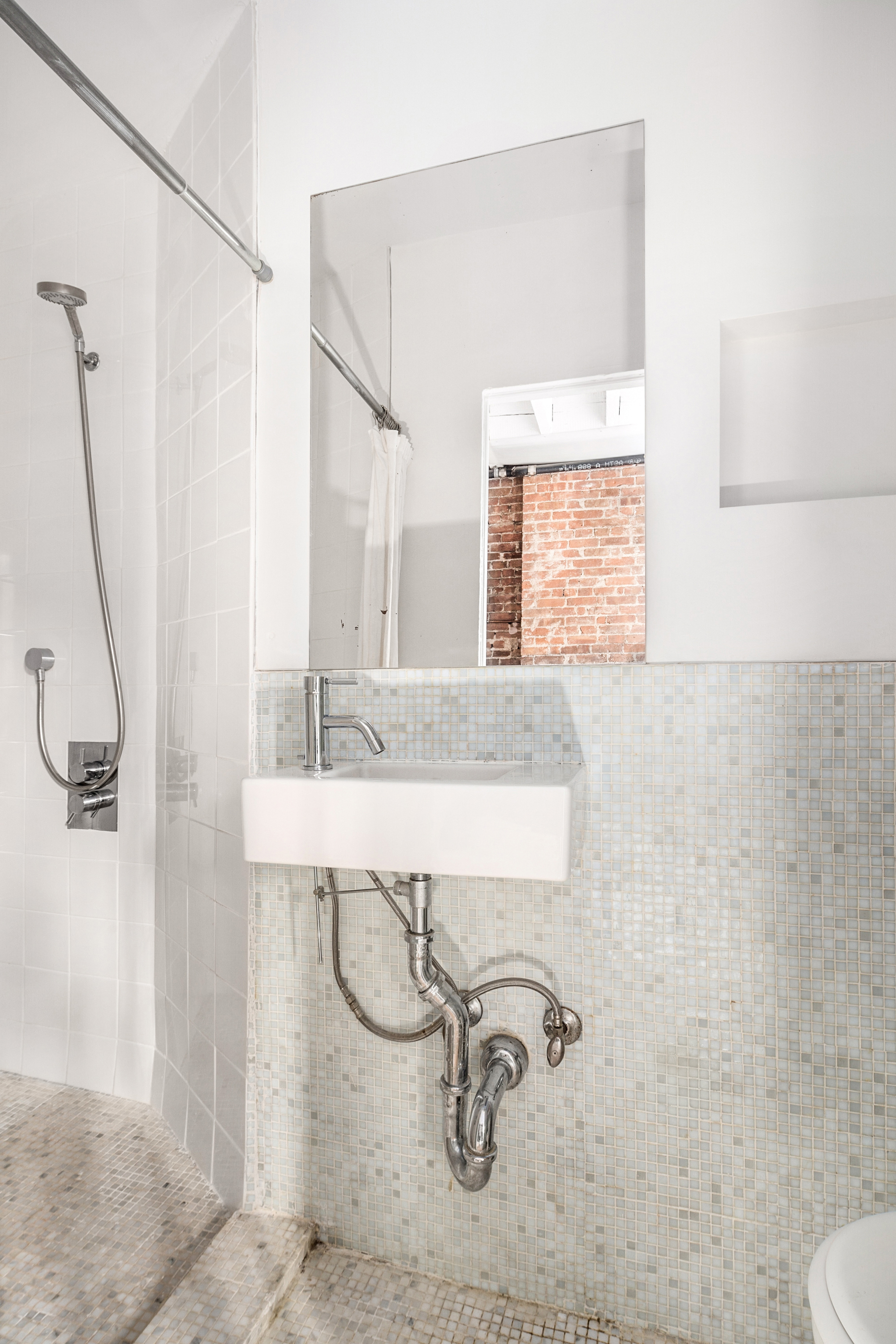 715 Washington Street, Unit 3 Manhattan, NY 10014 - Photo 8 of 14