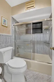 $2,000,000 | 2101 Northwest 25th Street, Boca Raton, FL 33431