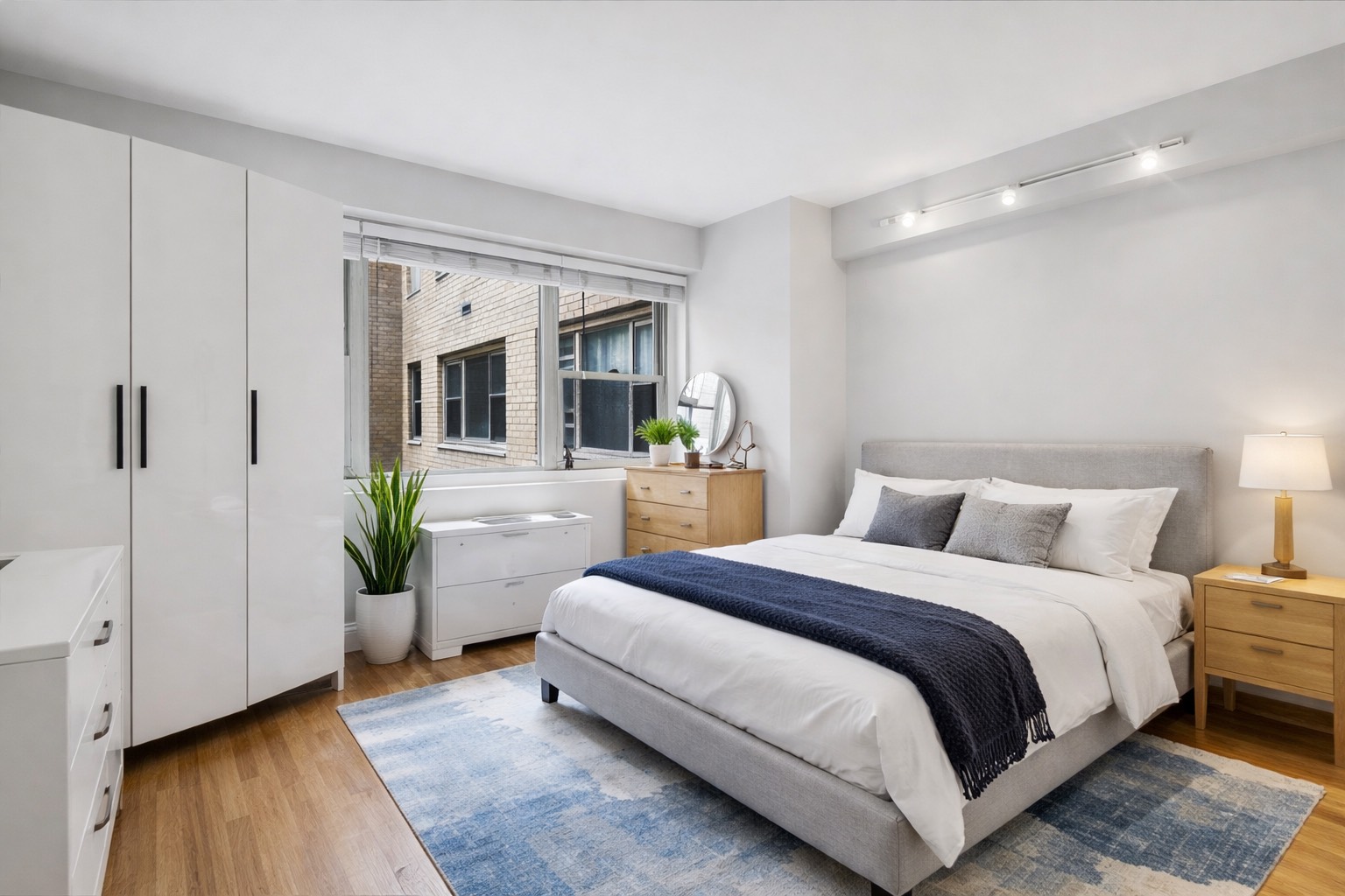 345 East 56th Street, Unit 3K Manhattan, NY 10022 - Photo 3 of 6