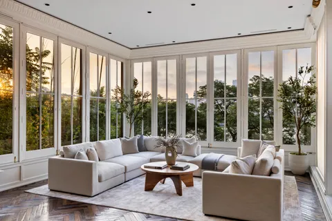 $27,500,000 | 21 Beekman Place | Midtown East