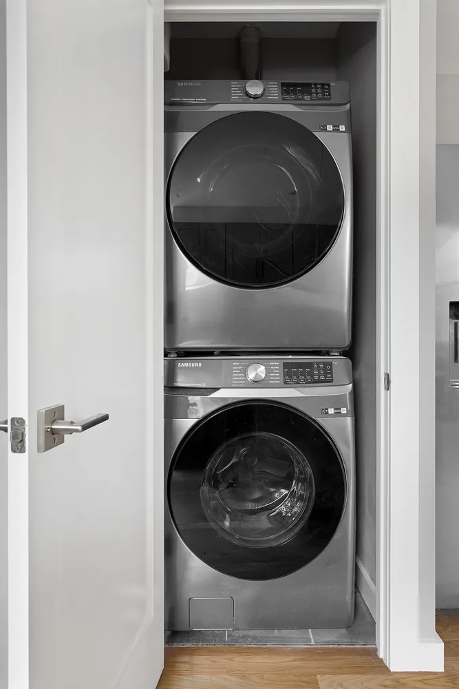 a close up view of washer and dryer