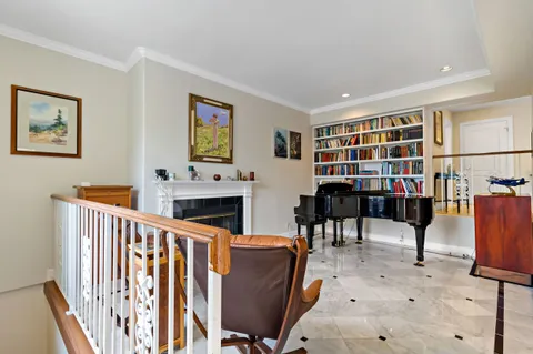 $3,000,000 | 616 Lakeview Way, Redwood City, CA 94062