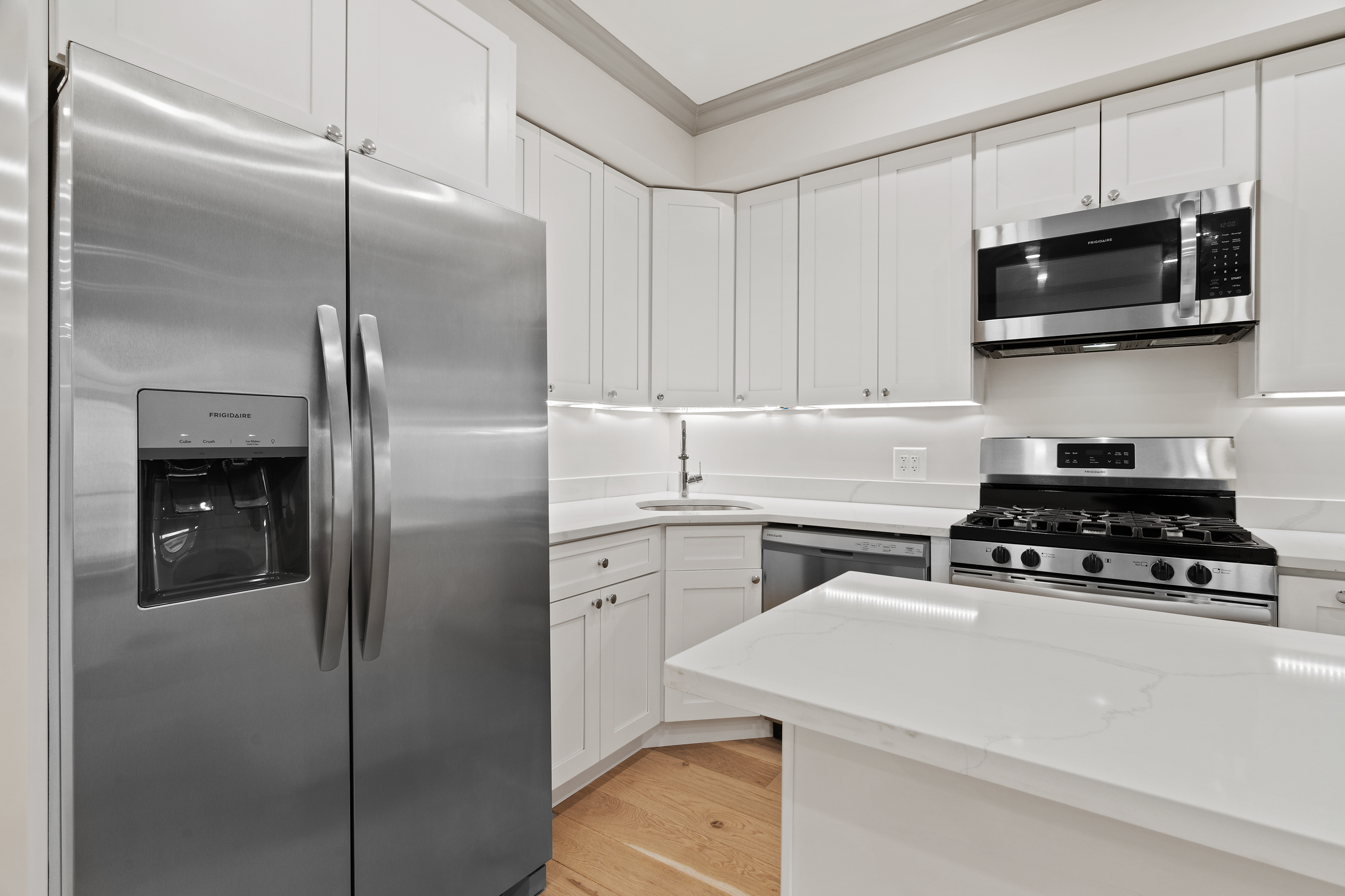 3416 Irwin Avenue, Unit 3 Bronx, NY 10463 - Photo 34 of 52