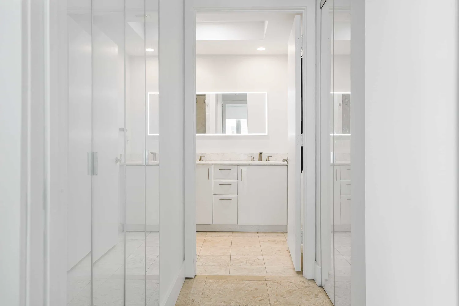 $770,000 | 1331 Brickell Bay Drive, Unit 1606, Miami, FL 33131