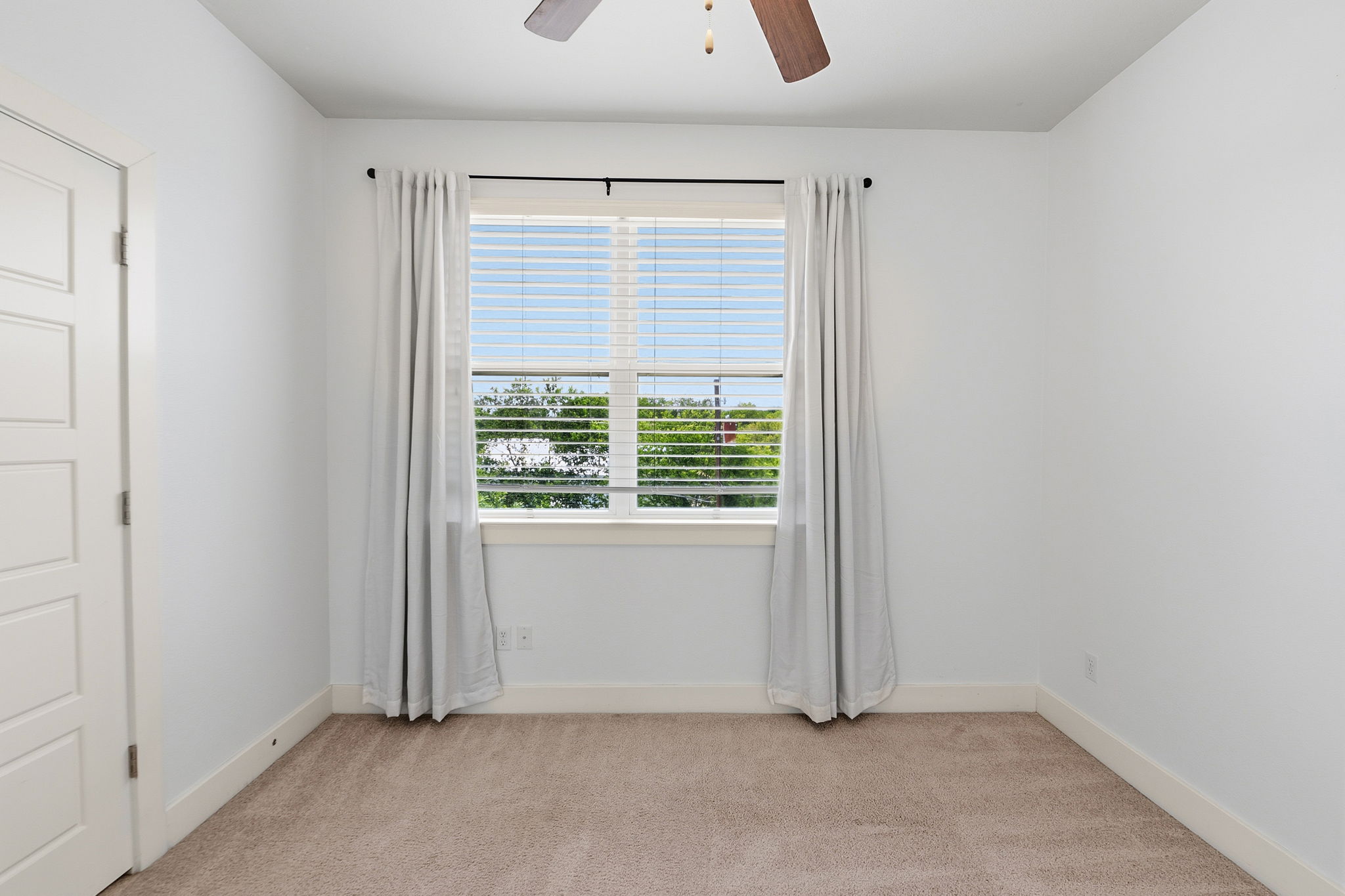 2605 Witsome Loop, Unit 40 Austin, TX 78741 - Photo 27 of 48