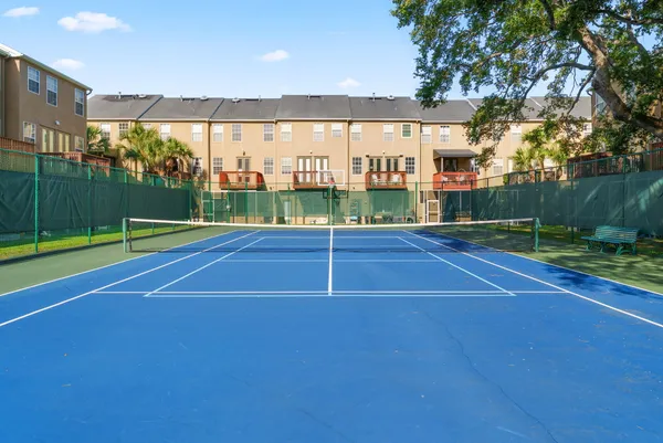 $424,900 | 3044 Pointeview Drive, Tampa, FL 33611