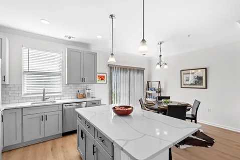 $485,000 | 21762 Dragons Green Square, Ashburn, VA 20147