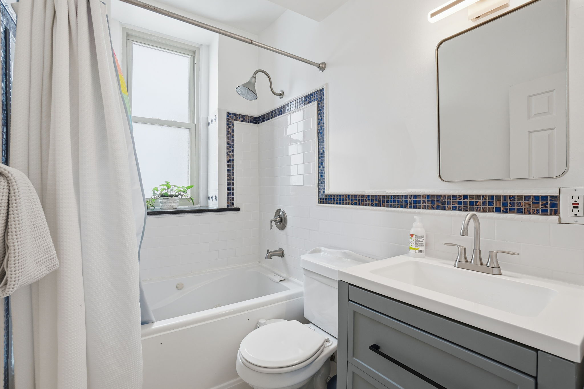 520 E Street Northeast, Unit 403 Washington, DC 20002 - Photo 14 of 18