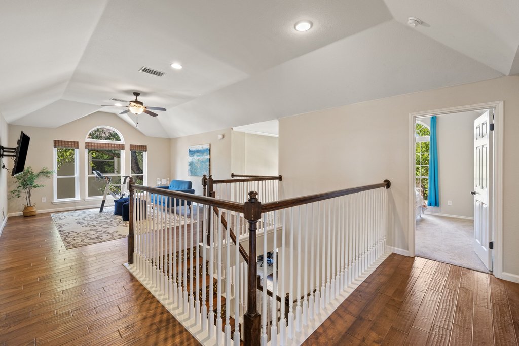 12424 Fairfax Ridge Place Austin, TX 78738 - Photo 18 of 40
