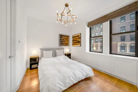 $5,999,000 | 235 West 75th Street, Unit 423 | Upper West Side