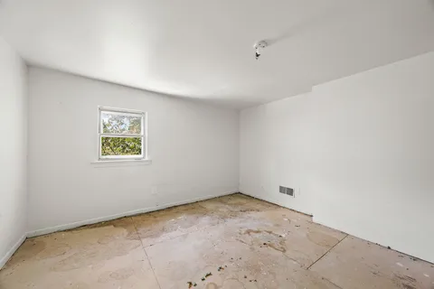 $130,000 | 624 West 8th Street, Wilmington, DE 19801
