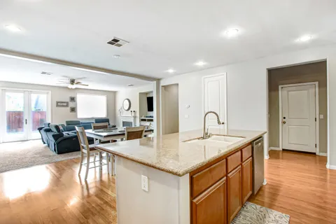 $925,000 | 25050 Cliffrose Street, Corona, CA 92883