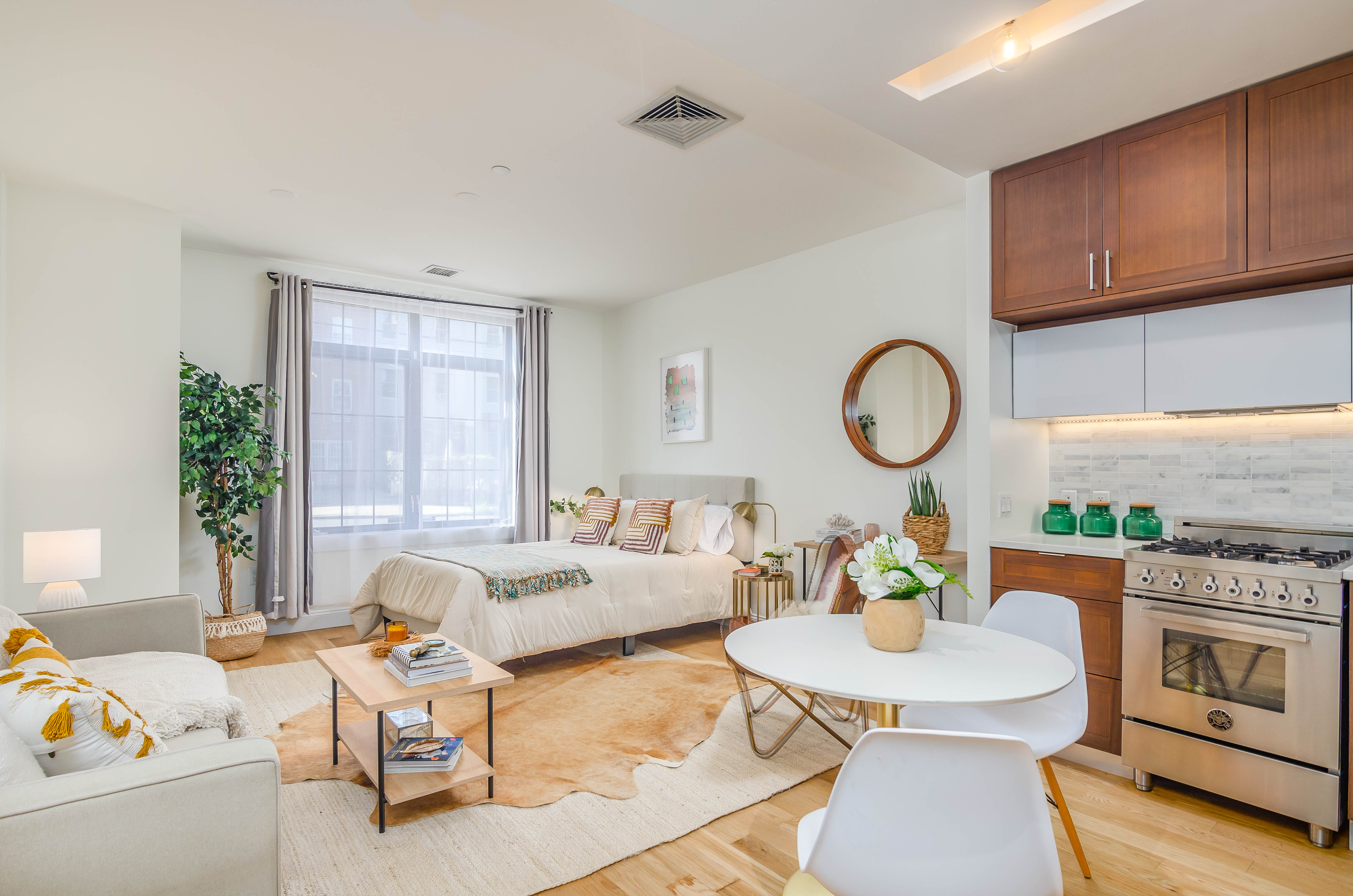 42 Maspeth Avenue, Unit 1B Brooklyn, NY 11211 - Photo 1 of 39 Gallery Image 1