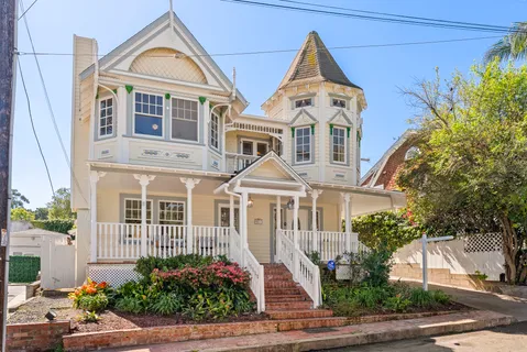 $2,300,000 | 921 Court Way, San Diego, CA 92103