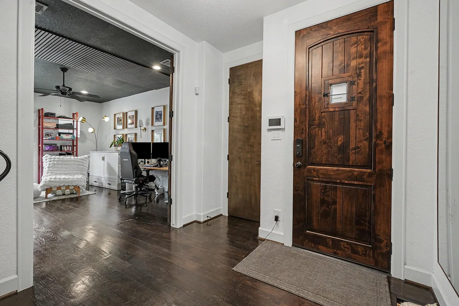 906 Patterson Street Houston, TX 77007 - Photo 3 of 33