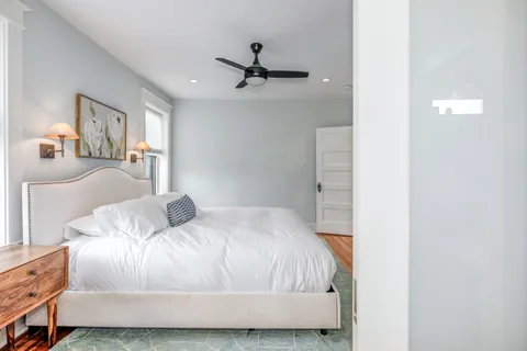 $1,300,000 | 935 15th Street Southeast, Washington, DC 20003