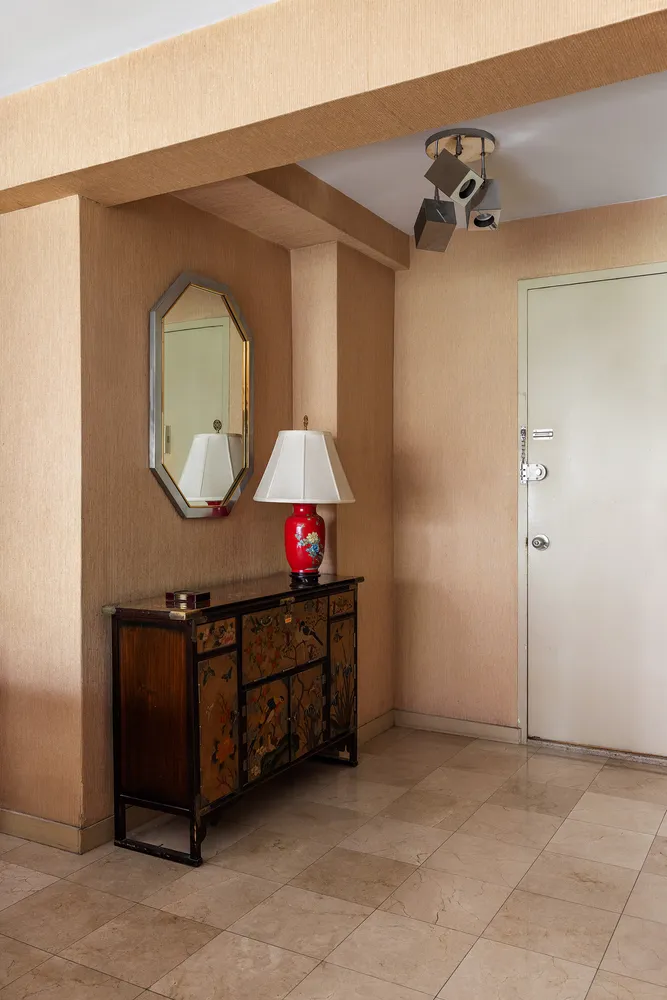 $620,000 | 515 East 85th Street, Unit 6D | Upper East Side