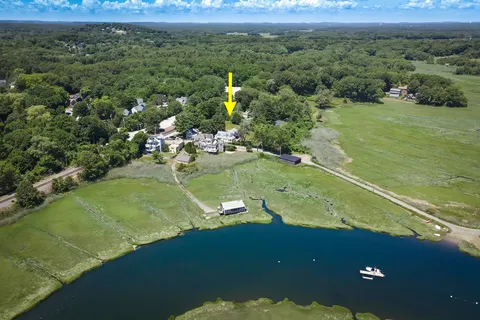 $1,400,000 | 84 Railroad Avenue, Rowley, MA 01969