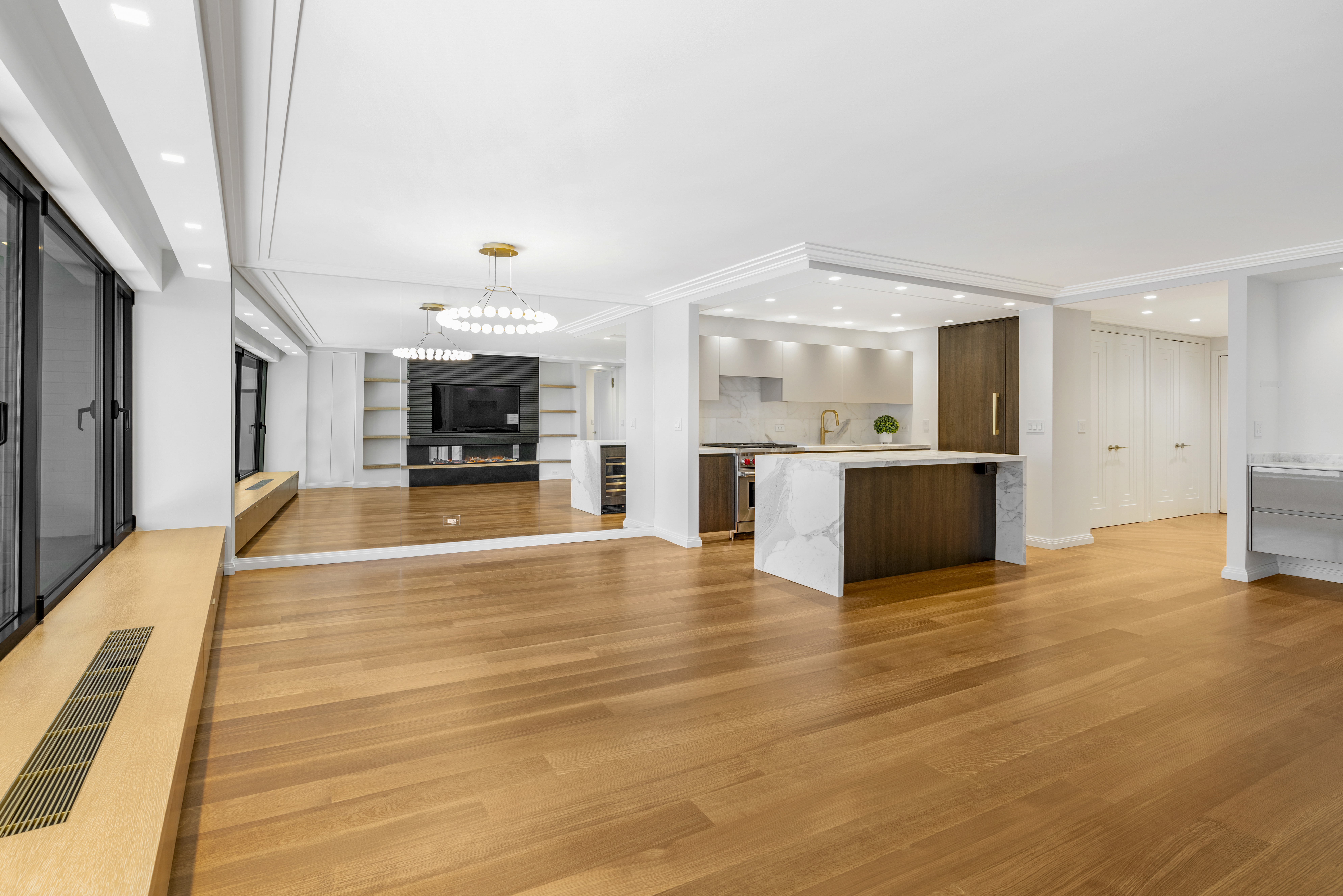 200 Central Park South, Unit 11H Manhattan, NY 10019 - Photo 11 of 18