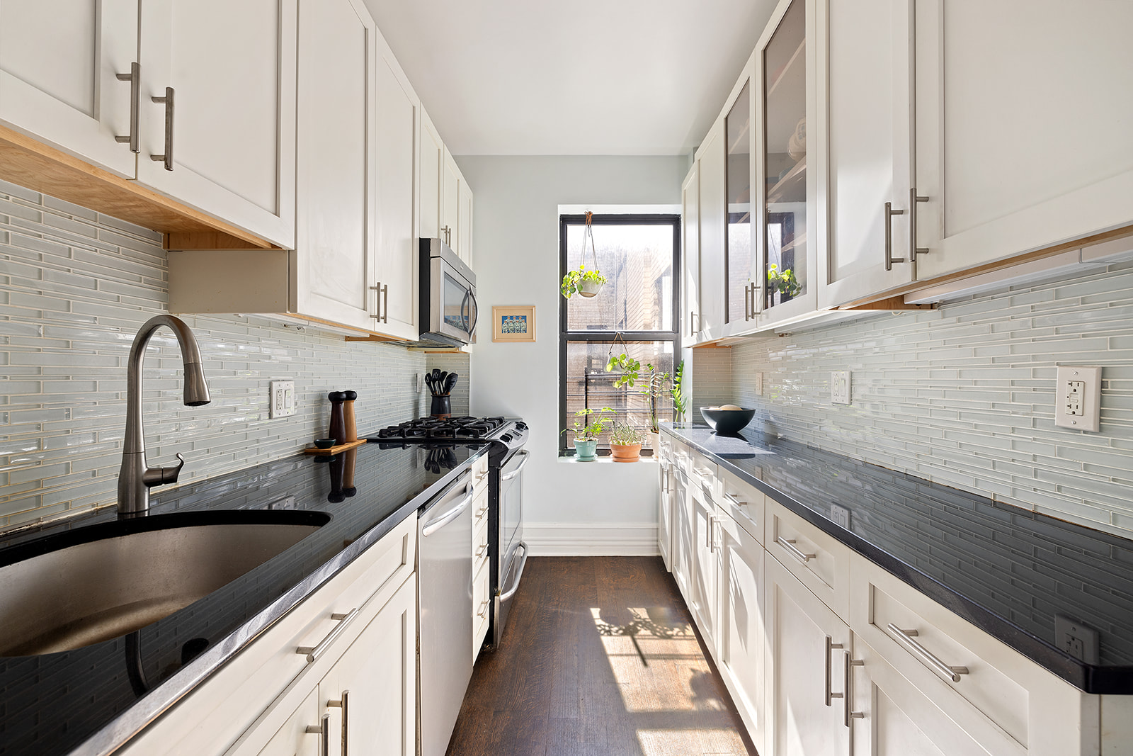 255 Eastern Parkway, Unit E8 Brooklyn, NY 11238 - Photo 6 of 9