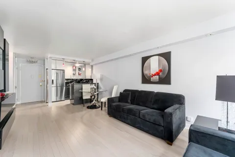 $599,000 | 435 East 65th Street, Unit 4E1 | Lenox Hill