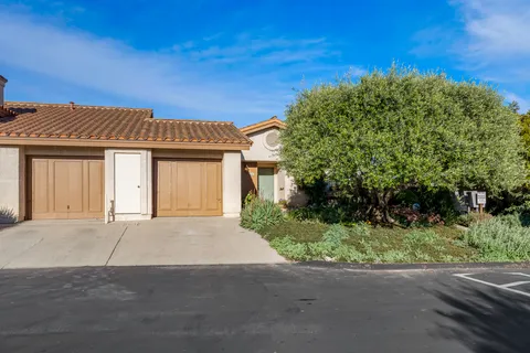 $1,095,000 | 555 Camino De Lane, Santa Barbara, CA 93111