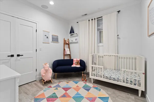 $1,040,000 | 1513 West Walton Street, Unit 1, Chicago, IL 60642