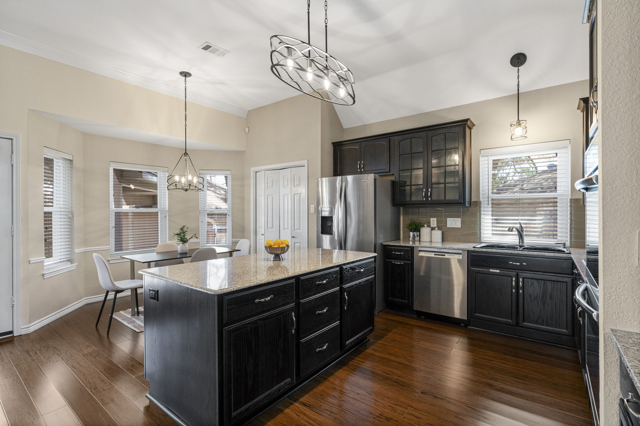 11008 Needham Court Austin, TX 78739 - Photo 14 of 37