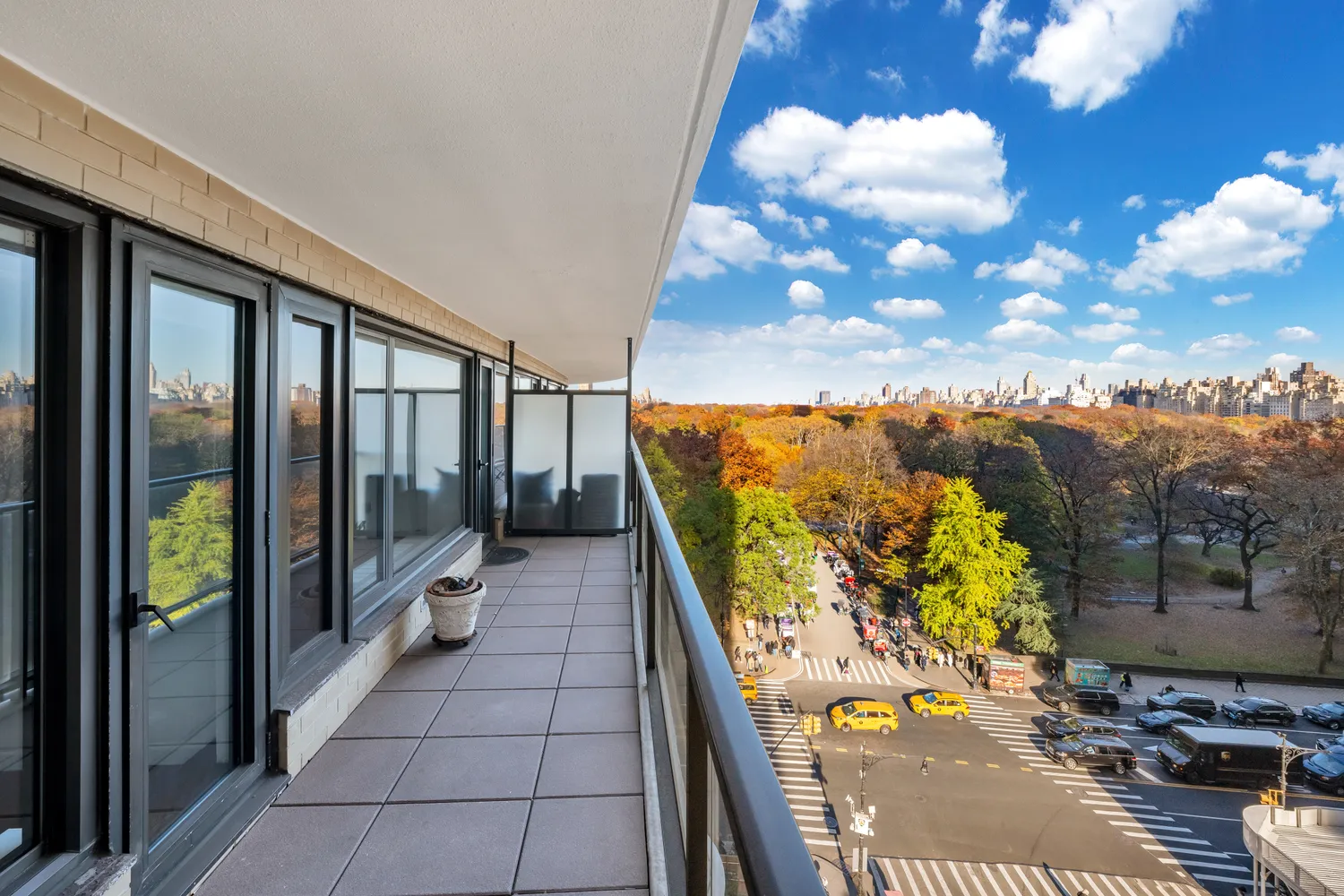 $2,950,000 | 200 Central Park South, Unit 10A | Central Park South