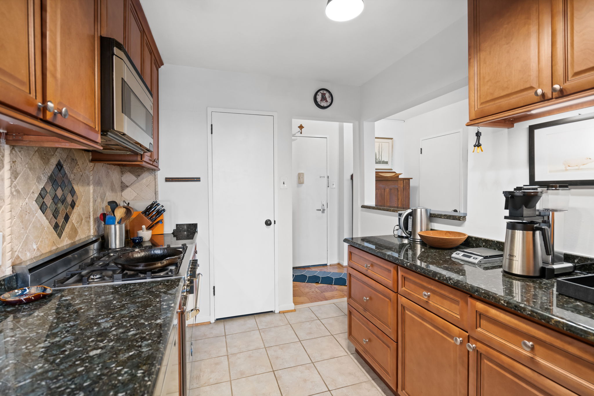 5101 River Road, Unit 901 Bethesda, MD 20816 - Photo 16 of 30