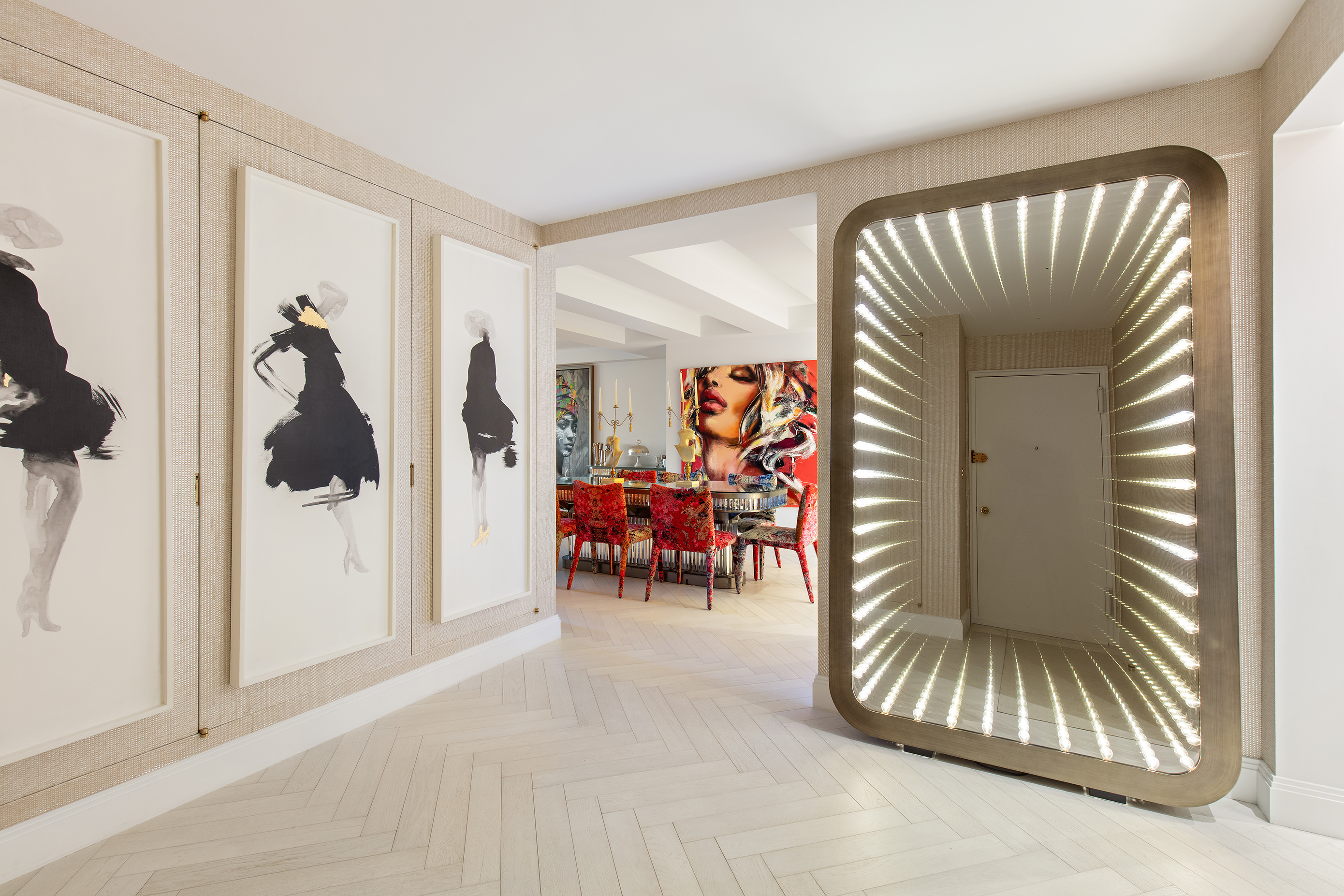 923 5th Avenue, Unit 2A Manhattan, NY 10021 - Photo 5 of 14 an entryway with a livingroom and outdoor seating