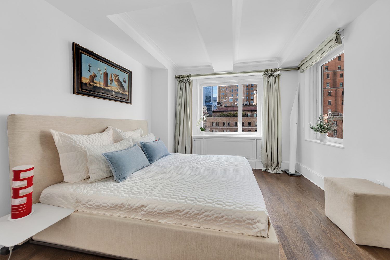 530 Park Avenue, Unit 17A Manhattan, NY 10065 - Photo 13 of 22 Gallery Image 13