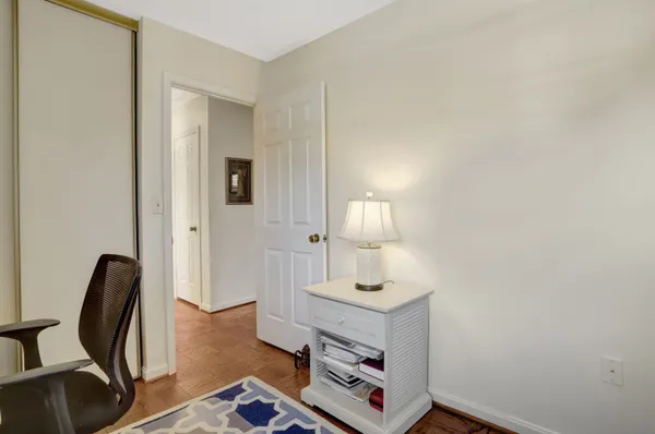 $900,000 | 402 2nd Street, Alexandria, VA 22314
