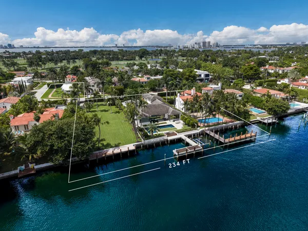 $56,000,000 | Pine Tree Drive, Miami Beach, FL 33140