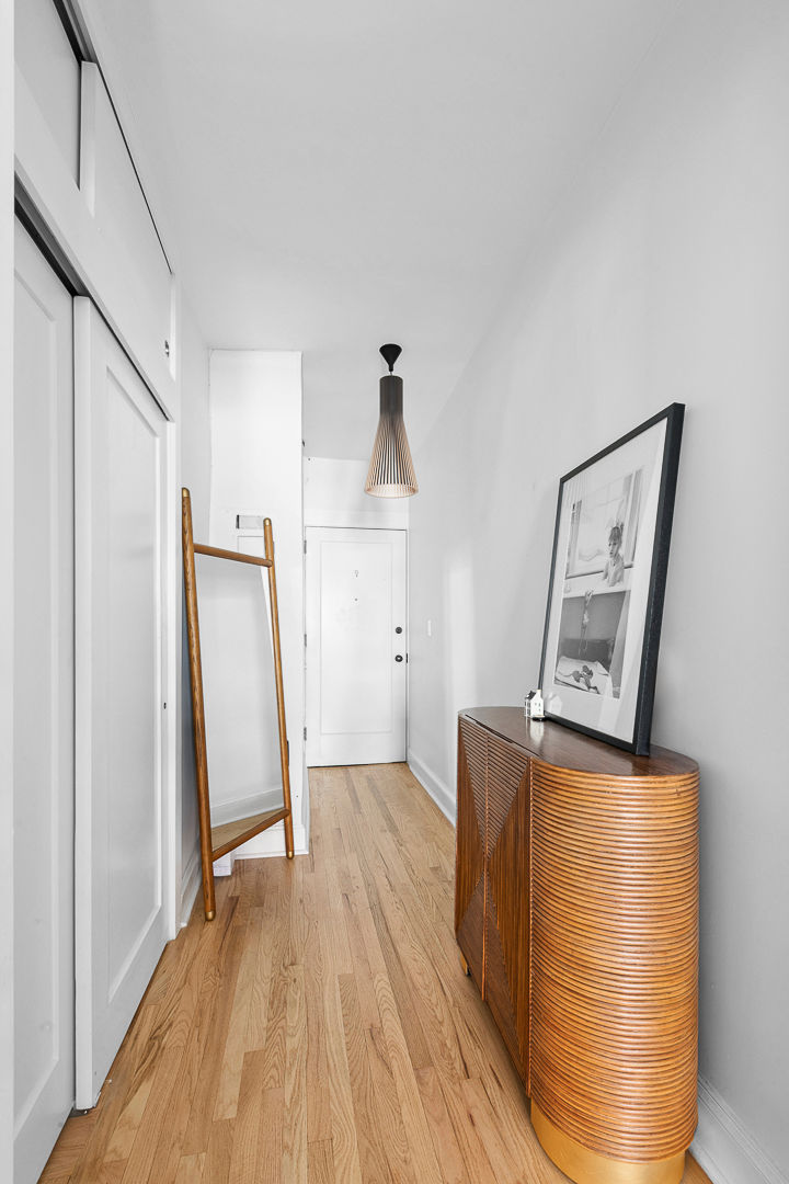 87 Barrow Street, Unit 5G Manhattan, NY 10014 - Photo 5 of 10