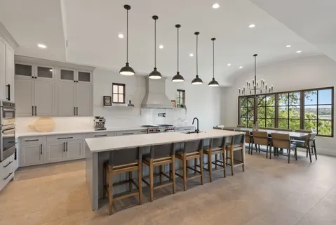 $6,600,000 | 16714 Forest Way, Austin, TX 78734