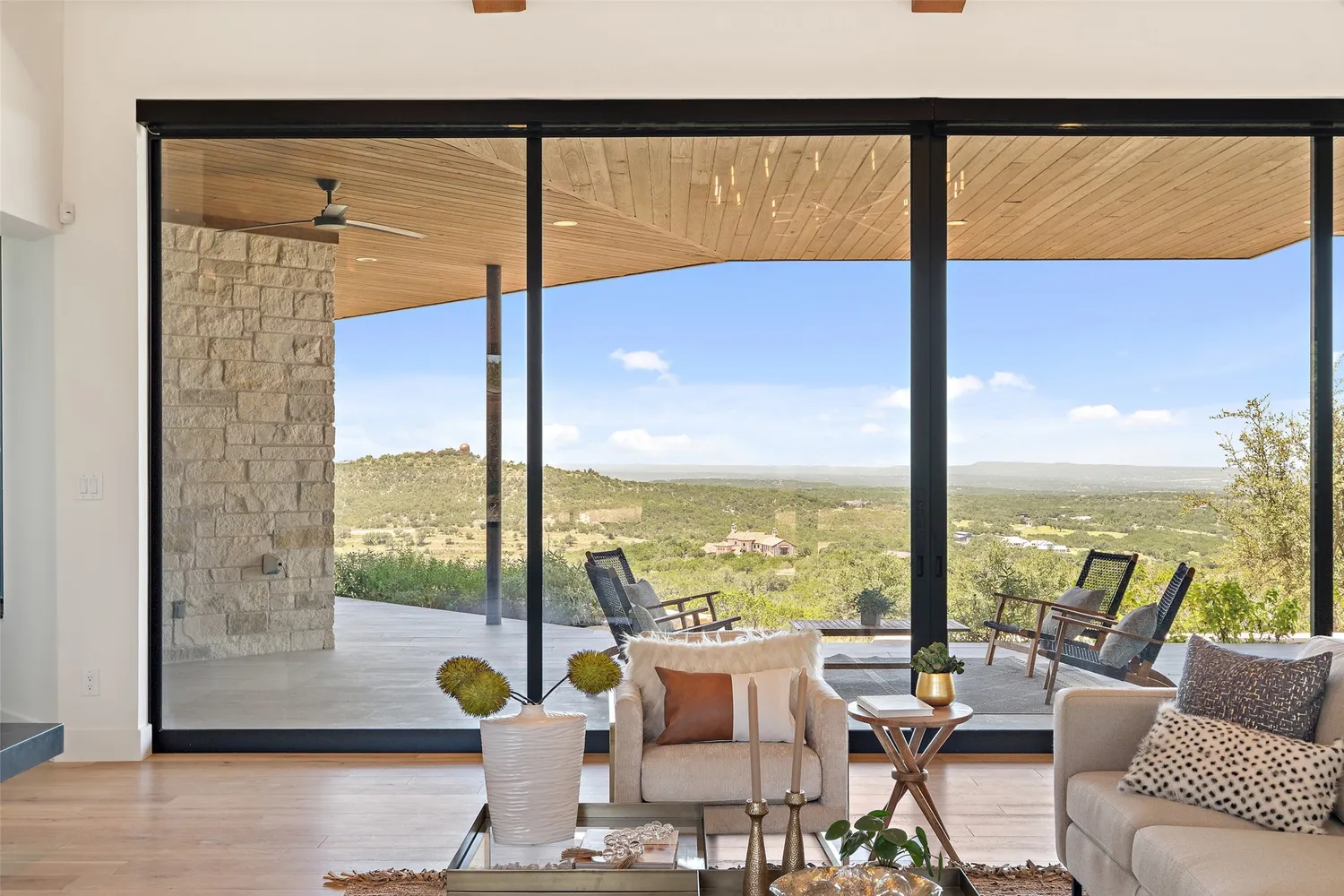 $3,800,000 | 416 Julieanne Cove, Dripping Springs, TX 78620