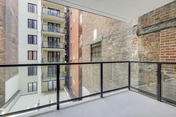 $12,000 | 21 West 17th Street, Unit 4 | Flatiron