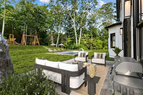 $3,975,000 | 957 South Street, Needham, MA 02492