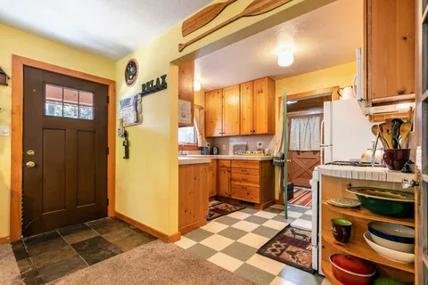 $595,000 | 7242 7th Avenue, Tahoma, CA 96142