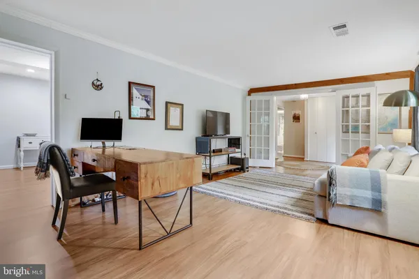 $4,175 | 8805 Menard Court, Alexandria, VA 22309