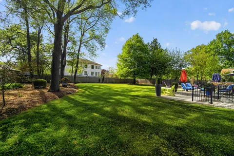 $1,400,000 | 6200 Guilford Drive, Alexandria, VA 22310
