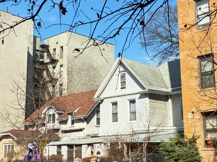 $1,950,000 | 39 Winthrop Street | Prospect Lefferts Gardens