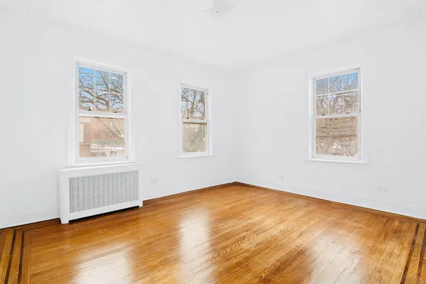 $2,600 | 63-33 Haring Street, Unit 2F | Rego Park
