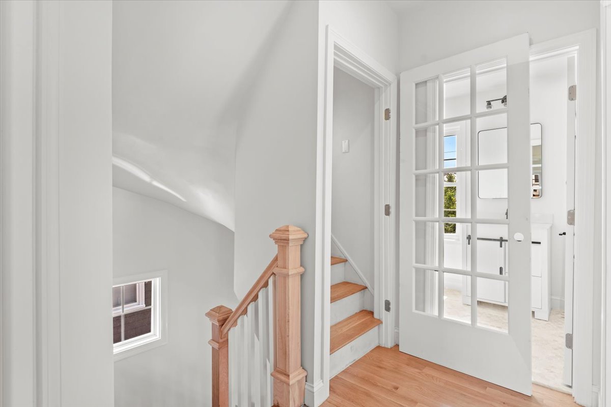 41 Henry Street Everett, MA 02149 - Photo 22 of 33