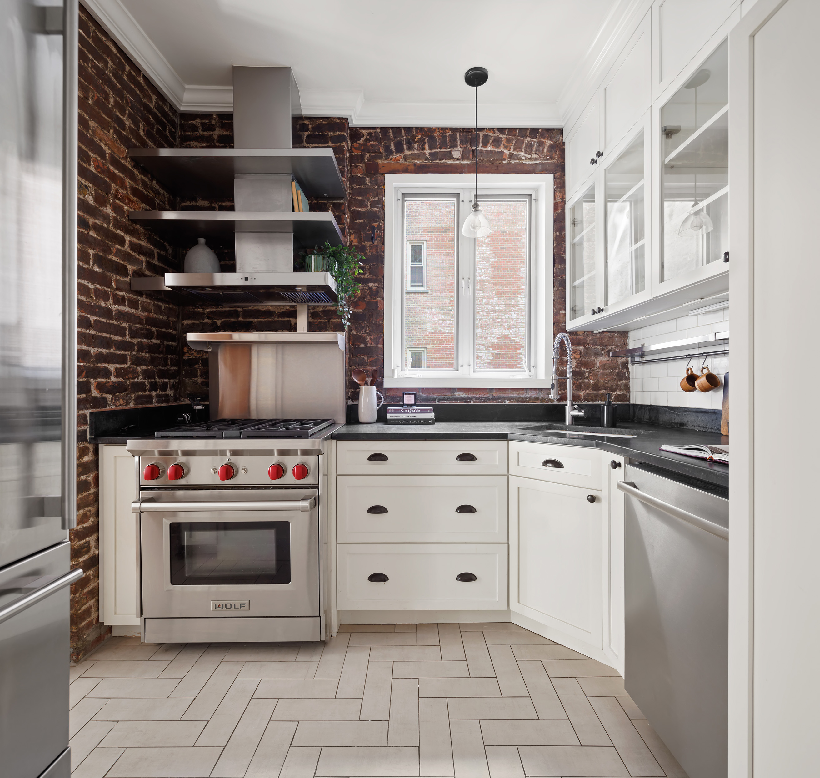 211 West 10th Street, Unit 3D Manhattan, NY 10014 - Photo 5 of 10