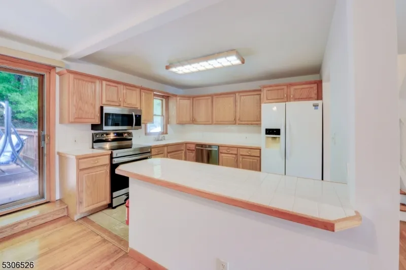 $650,000 | 27 Cleveland Terrace, West Orange, NJ 07052